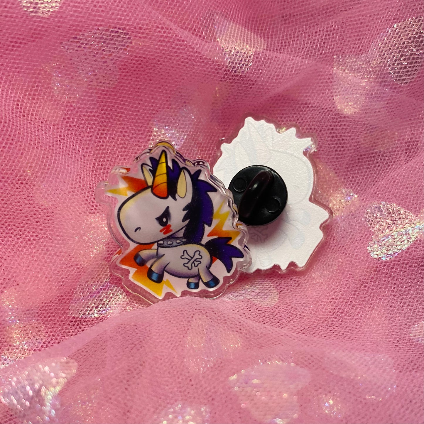 Pin’s licorne rebelle