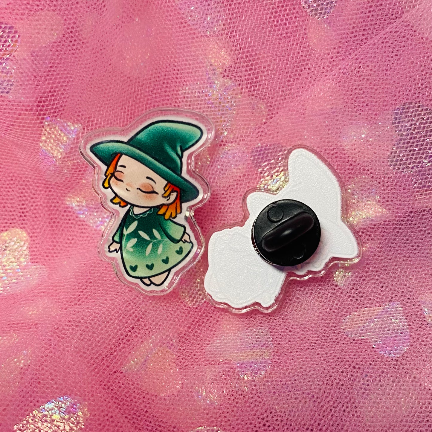 Pin’s sorcière chance