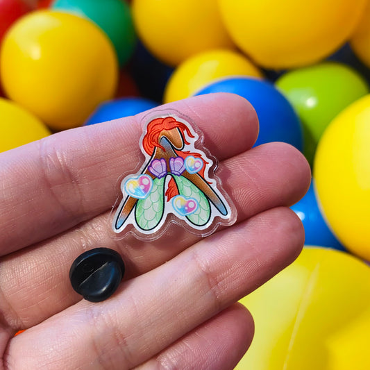 Pin’s clicli sirène